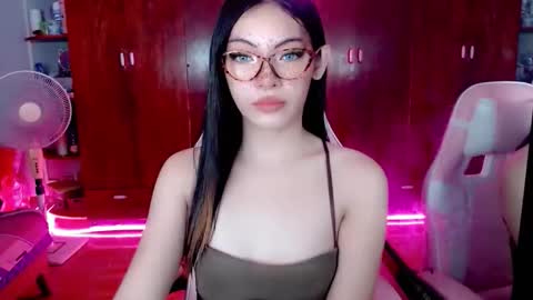 Snapshot of miss_hornydoll chatting on October 18, 8:07 am miss_hornydoll online show from October 18, 8:07 am