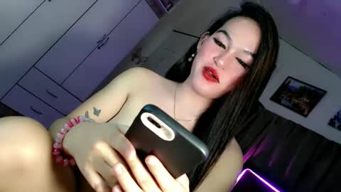 Snapshot of miss_jakilista69 chatting on September 27, 8:12 am twinny pie online show from September 27, 8:12 am