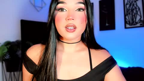 miss_zz online show from June 6, 4:47 pm