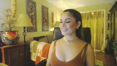 Snapshot of missbrownx chatting on January 2, 10:01 pm Brownie -P online show from January 2, 10:01 pm