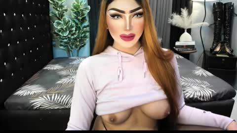 Snapshot of misschannel4sub chatting on October 17, 6:00 pm PRIESTESS CHANNEL online show from October 17, 6:00 pm