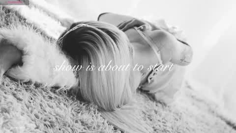 Chloe freelance model Please your thumbs up are important  online show from March 13, 12:16 am