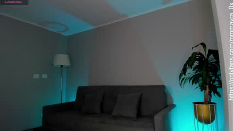 Snapshot of mmmayra_0x chatting on January 13, 12:51 am MAYRA online show from January 13, 12:51 am