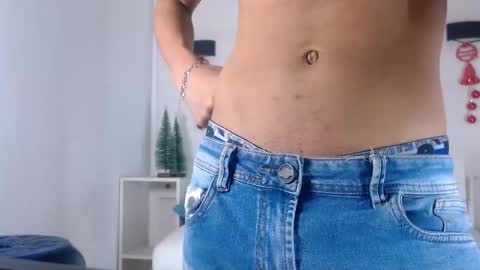 Molly Spears online show from December 30, 11:48 am