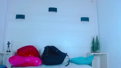 Molly Spears online show from January 15, 11:32 am