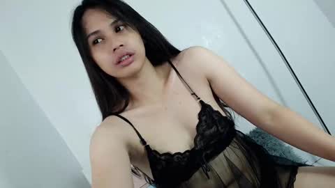 Snapshot of momi_khem019 chatting on September 9, 7:07 am MOMIKHEM online show from September 9, 7:07 am
