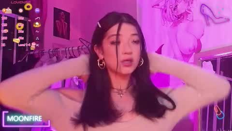 Nicky  online show from October 22, 5:42 am