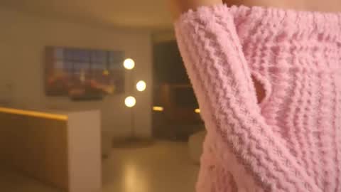 Samantha online show from February 4, 6:51 am