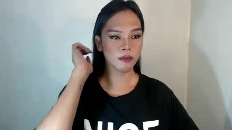 Snapshot of ms_selenaxx chatting on February 23, 4:46 pm selena online show from February 23, 4:46 pm