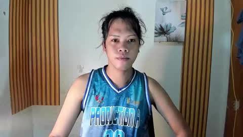 Snapshot of ms_selenaxx chatting on September 28, 6:23 am selena online show from September 28, 6:23 am