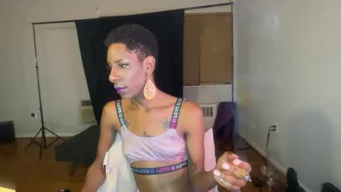 Snapshot of msmerlinmystique chatting on September 24, 2:39 am Merlin Mystique online show from September 24, 2:39 am