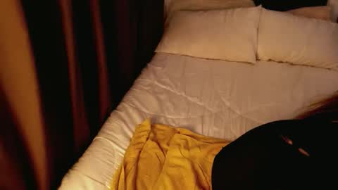 kate online show from December 21, 1:44 am