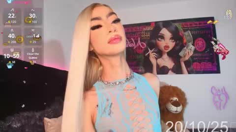 Snapshot of nahiavictoria chatting on October 20, 1:25 pm NahiaVictoria online show from October 20, 1:25 pm