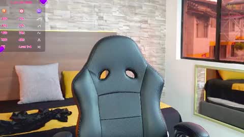 nahomydiamond online show from July 18, 10:04 pm