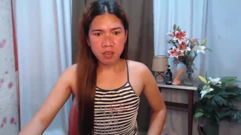 Snapshot of naughtywildvenice chatting on October 19, 6:28 am naughtywildvenice online show from October 19, 6:28 am