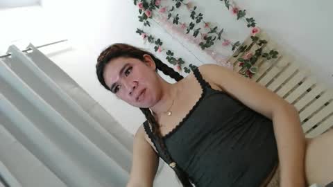 naughtywildvenice online show from March 4, 7:58 am