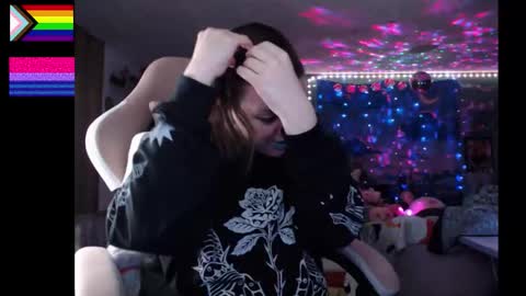 NerdySquirty online show from October 26, 3:46 am