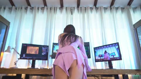 Ivy online show from June 7, 1:08 pm