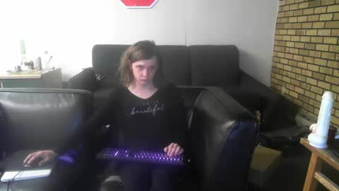 nickie42082 online show from February 10, 3:35 am