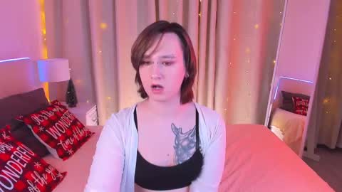 Snapshot of nicole_cidman chatting on December 23, 10:55 pm Nicole online show from December 23, 10:55 pm