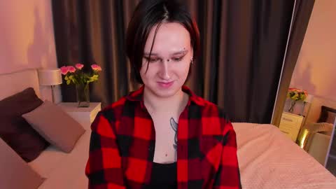 Snapshot of nicole_cidman chatting on March 11, 9:15 pm Nicole online show from March 11, 9:15 pm
