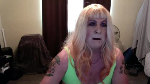 Nicole CD online show from May 11, 10:40 pm