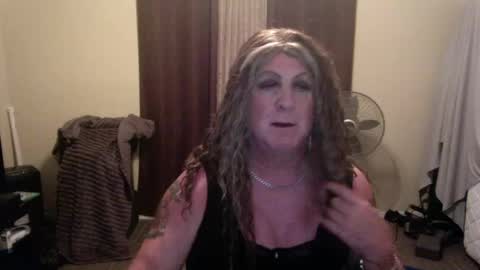 Nicole CD online show from May 16, 8:12 am