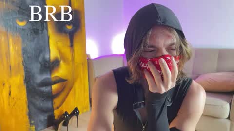 NIKI online show from March 22, 8:19 am