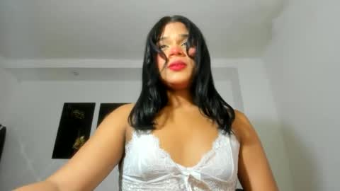 Snapshot of nikkitatsx chatting on December 30, 5:58 am Debora21Cm online show from December 30, 5:58 am