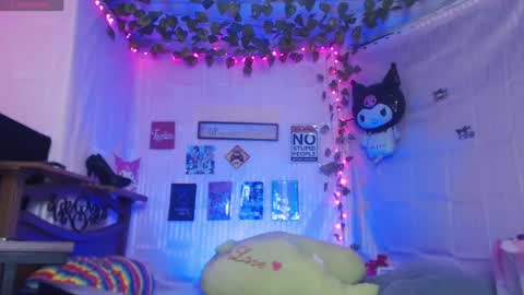 nikol_twink02 online show from June 15, 10:39 am