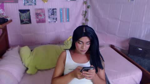 nikol_twink02 online show from July 28, 3:21 pm