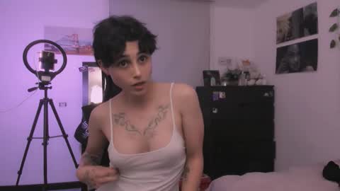 Nikylaine online show from March 14, 12:47 am