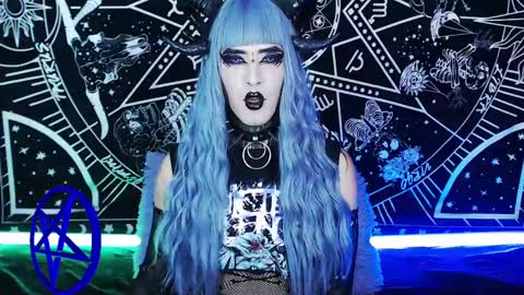 caroline online show from December 4, 2:03 am