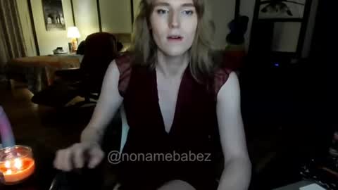 nonamebabez online show from June 28, 2:39 am