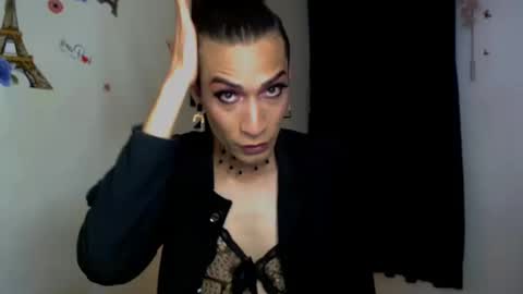 Nova...  online show from September 25, 10:06 pm