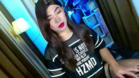 Miss OLIVIA online show from November 6, 9:09 am