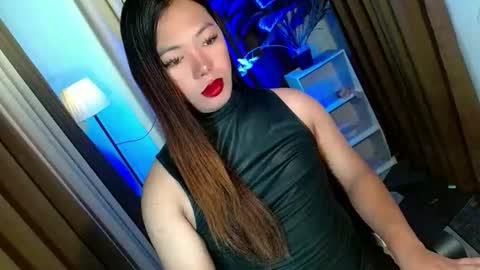 Miss OLIVIA online show from December 22, 6:51 am