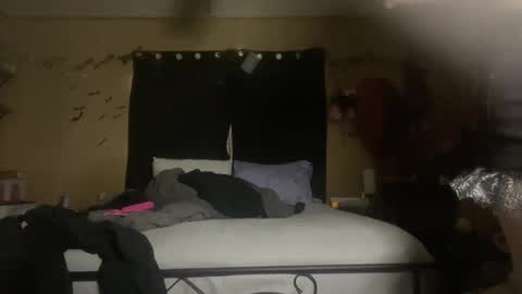 Onyx online show from October 20, 10:35 pm