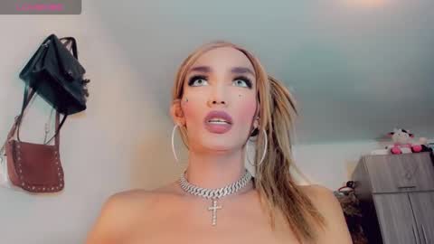 Oriana braom online show from October 10, 10:55 pm