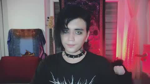 In bio online show from November 4, 1:05 am