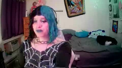 Princess online show from April 5, 12:30 am