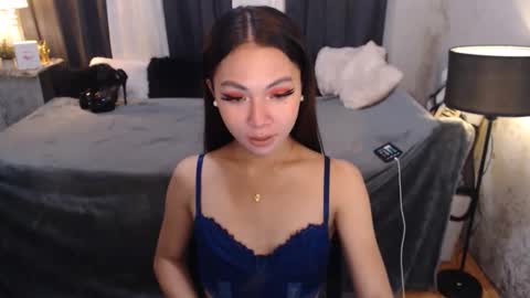 paulalawman online show from February 18, 11:23 pm