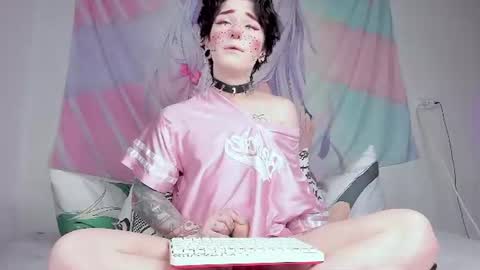 Vio online show from June 12, 2:38 pm