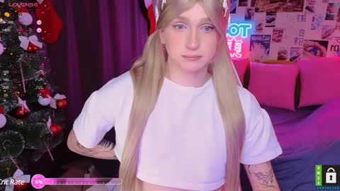 pinkvenom_ online show from December 14, 4:52 pm