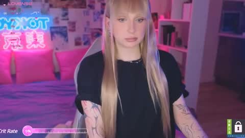 pinkvenom_ online show from March 2, 5:52 pm