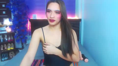 Snapshot of preciosa_banks69 chatting on March 8, 11:37 am Precious online show from March 8, 11:37 am