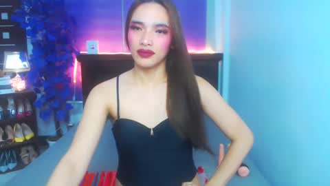 Snapshot of preciosa_banks69 chatting on March 9, 1:15 pm Precious online show from March 9, 1:15 pm