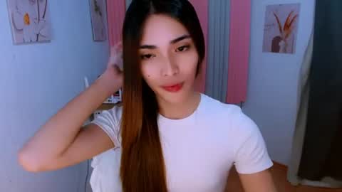 Precious  online show from June 19, 1:15 pm