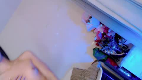 prettybadbitch28 online show from July 28, 2:13 pm