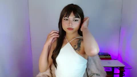 SEXY JULIA online show from February 13, 7:03 am